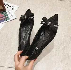 Pavasara rudens sieviešu apavi ar tauriņiem, 2023. g. Jaunas modes retrozaļas plakanas kurpes sievietēm, mīkstas zoles laivu apavi ar smailiem purngaliem