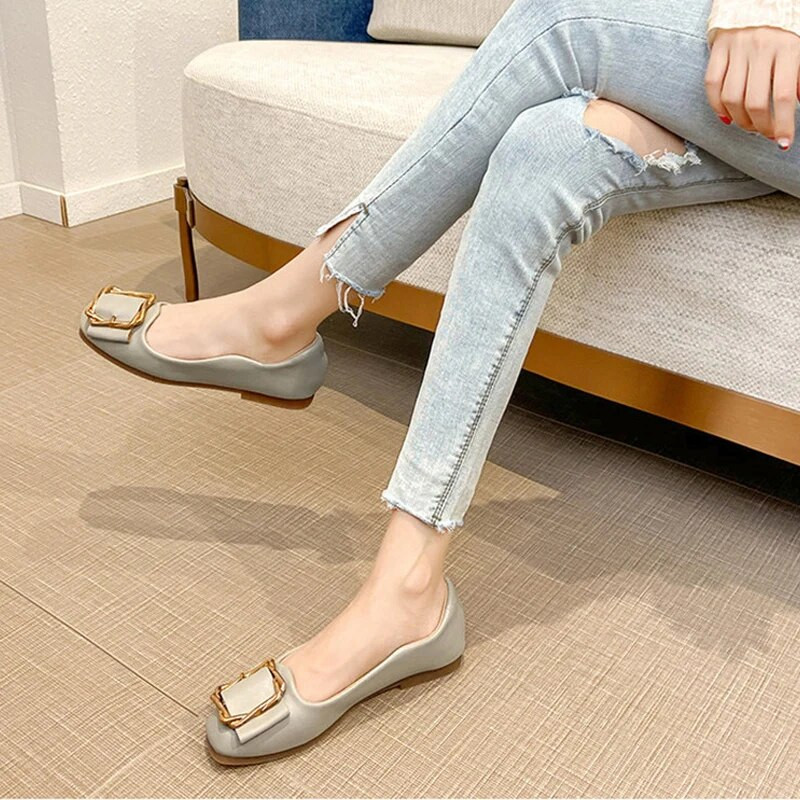 BEYARNE Eiropas stila Ērtas kvadrātveida galvas ādas apavi metāla apdarei mīksta apakša grūtniecēm plakani apavi zapatos de
