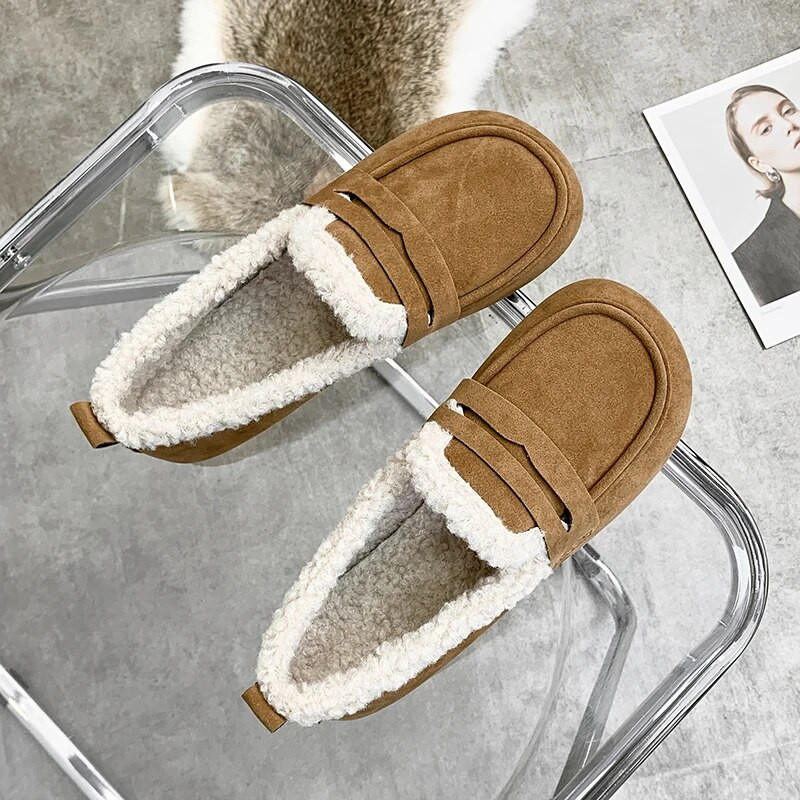 Mokasine Krznene ležerne ženske cipele Kombinirane natikače s okruglim prstima Modis Slip-on s plitkim ustima Zimske mokasine 2023. Nova modna natikače