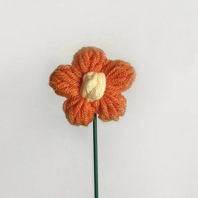 Ar rokām adīts tamborēts ziedu pušķis piena kokvilnas margrietiņa mākslīgie ziedi mājās gatavoti austi ziedi Ziemassvētku dāvanai Jaungada dekors 꽃다발