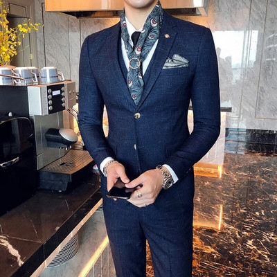 Boutique (žakete + veste + bikses) itāļu stila elegants un moderns biznesa vīriešu džentlmeņu svītrains formāls uzvalks 3 daļ.