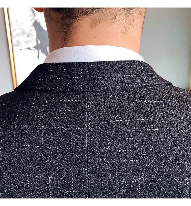 Boutique (žakete + veste + bikses) itāļu stila elegants un moderns biznesa vīriešu džentlmeņu svītrains formāls uzvalks 3 daļ.