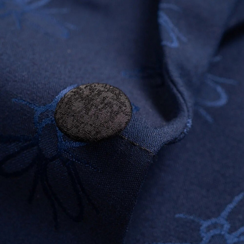 Aukštos kokybės (bliuzonas + liemenė + kelnės) vyriškas siuvinėtas plonas elegantiškas madingas, paprastas verslo laisvalaikio džentelmeniškas kostiumas, 3 dalių