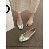 Franču stila sudraba apavi ar bieziem papēžiem sievietēm 2023. g. Jaunas vasaras daudzpusīgās loka baleta apavi ārējai tirdzniecībai