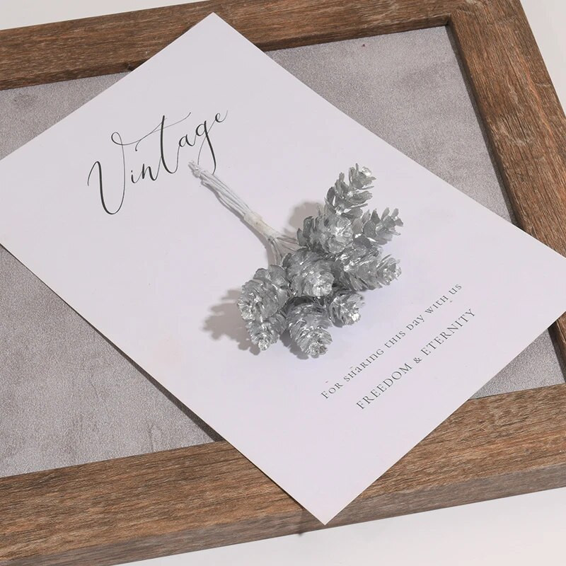 1 hrpa/10 komada zlatno malo božićno umjetno svileno cvijeće od šišarki za vjenčanu dekoraciju DIY vijenac za spomenare