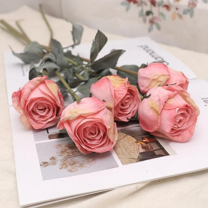 2PC Jesenski luksuzni umjetni cvijet Ružina grana 57 cm Spaljeni rub Svileni umjetni cvijet Kućni vrtni stol DIY Dekoracija vjenčanja