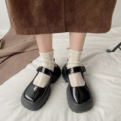 Srednja peta Četvrtasti vrh Gotička lakirana kožna platforma Cipele Lolita Mary Jane Ženske ravne cipele Ženske klasične modne natikače iz 2022.