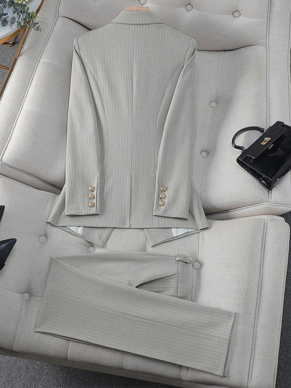 Bež marelica, crne pruge, ženski formalni komplet odijela s hlačama Ženska ženska poslovna radna odjeća Sako i hlače, 2 komada