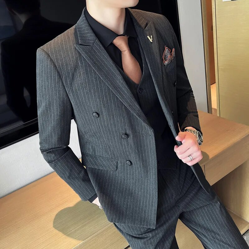 2023 Boutique (Blazer + prsluk + hlače) muška moda, poslovna, ležerna, talijanski stil, prugasti, uski vjenčani set od 3 dijela