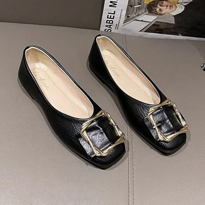 2023. g. sieviešu dzīvokļi, grezni, eleganti sūkņi, sieviešu svārki, vasaras balerīnas, plakani ikdienas apavi sievietēm