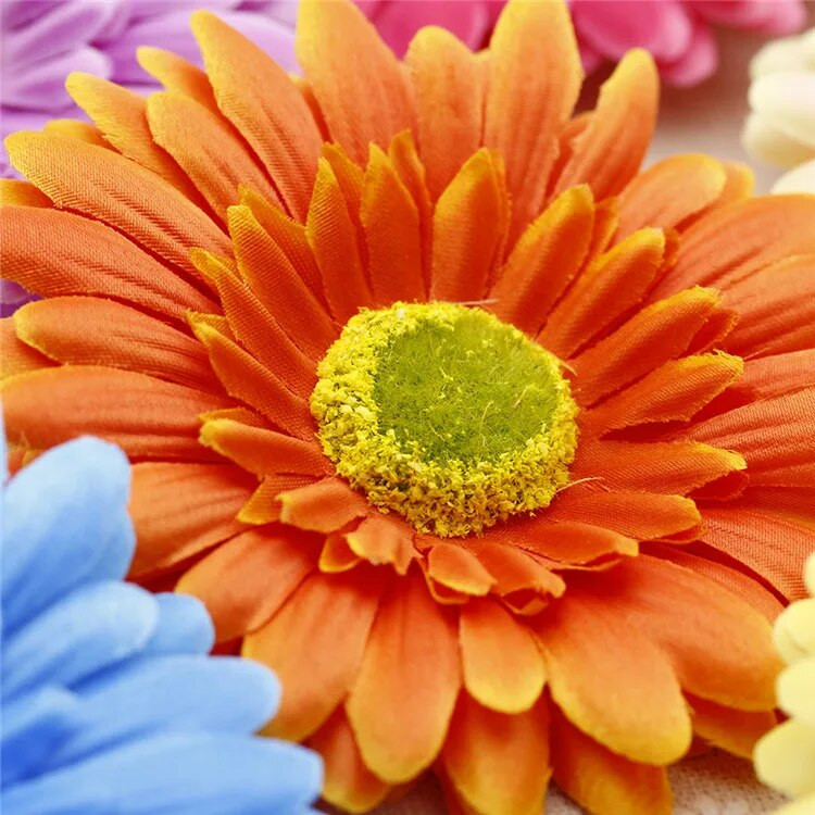 5pcs/Lot 10cm Svileno umjetno cvijeće Suncokret Gerbera Lažno cvijeće Ljetna fotografija na plaži Ručno izrađena vjenčana dekoracija doma