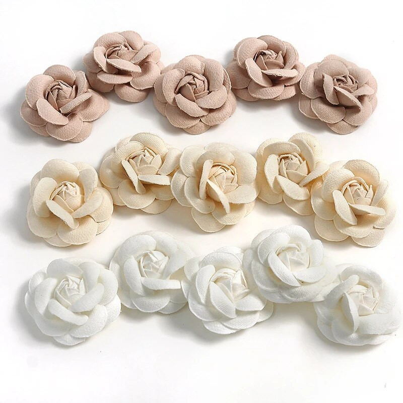 10 gab. 5 CM korejiešu kamēlijas ziedi, ar rokām darināti rožu galvas apavi un cepures. Apģērbu aksesuāri.