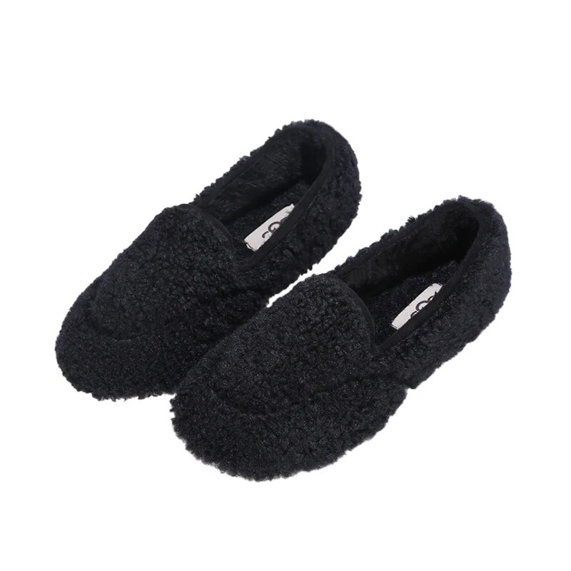 2022. aasta talv, naised, kingad, lambad, lambad, villased kingad, kuumad naisterahvad.