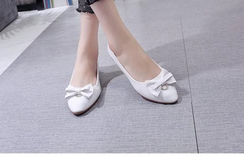 Ženske ravne cipele 2023. Proljeće Jesen Novi dizajneri Ležerne cipele s plitkim ustima s četvrtastom kopčom Lađane cipele s mekanim potplatom Ležerne ženske cipele na špic