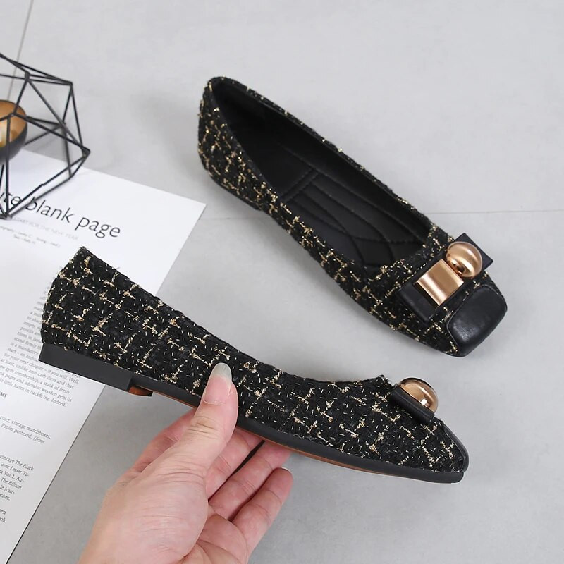 Sieviešu kvadrātveida purngalu kurpes Sieviešu slīdēšanas ērtas, plakanas baleta kurpes Metāla pogām apavi Zapatillas Mujer