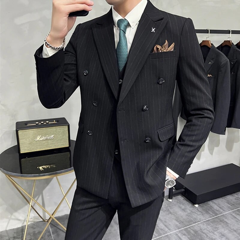 2023-as divat férfi alkalmi butik üzleti karcsú esküvői csíkos duplasoros öltöny 3 db szett blézer dzseki nadrág mellény nadrág