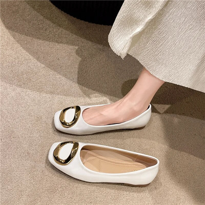 Plus veličina 34-43 Ženske cipele za čamac s četvrtastim vrhom Lakirane kožne ravne cipele Ženske ravne cipele s metalnim gumbima Crne cipele na cipele 1381N