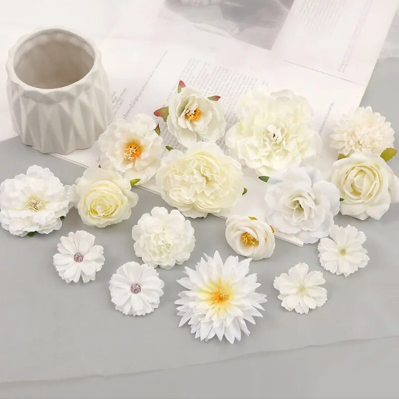 Balti mākslīgie ziedi Galvas zīda viltoti ziedi mājas dekorēšanai ballītes kāzu dekorācijas DIY Valentīna dienas dāvanas Aksesuāri