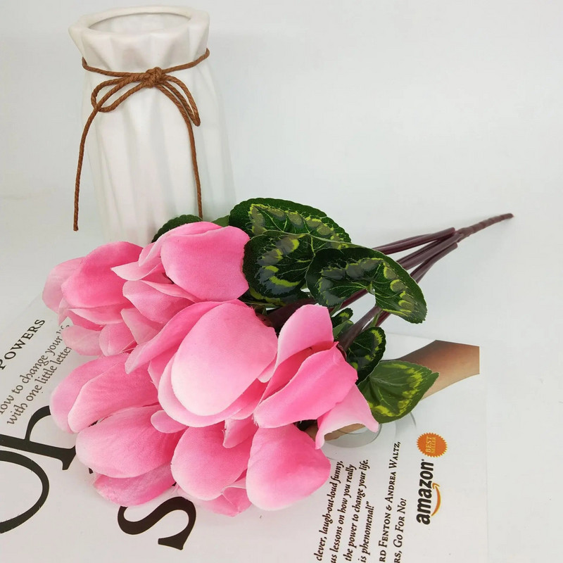 Svilena plastika od umjetne ciklame sa 7 glava sa zelenim lišćem Lažna biljka Mala žarulja Vjenčanje Dekoracija kućnog stola za zabavu