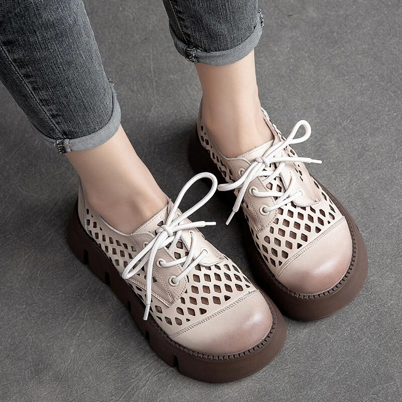 Britų stiliaus moteriški vasariniai tuščiaviduriai kvėpuojantys 2022 m. madingi vienspalviai retro rankų darbo laisvalaikio moteriški batai storapadžiais