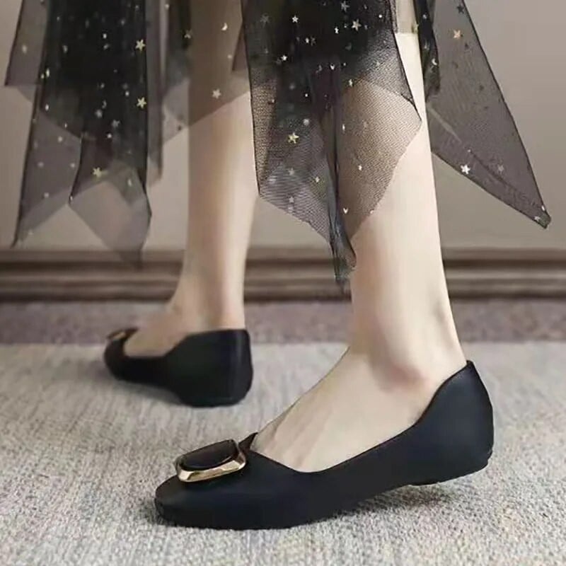 Nove ženske cipele za čamac Ravne cipele s četvrtastim prstima Ravne cipele s kvadratnim gumbima Udobne ženske cipele od meke kože crne mokasine 1441N