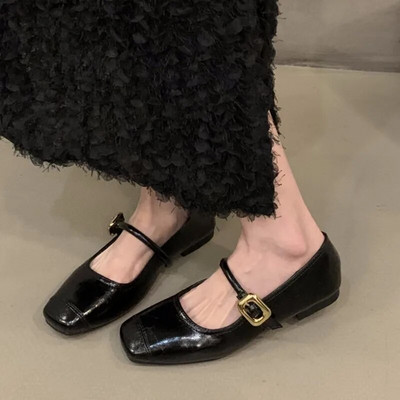 Jauni sieviešu dzīvokļi kvadrātveida sprādzes ādas apavi Black Mary Janes sieviešu dizaineru apavi Ballet Flats Zapatos Mujer Rudens 1637N