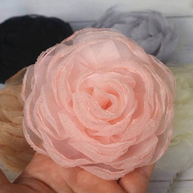 5Pcs 9CM Ručno izrađena gaza Organza Tkanina Umjetno cvijeće Ukrasi za glavu Vjenčanica Dodaci za dom DIY Lažni cvijet
