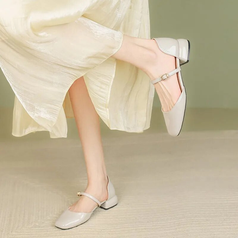 Ženske ravne sandale Mary Jane Lakirane dizajnerske cipele za žene Cipele s niskom petom Svečane cipele s kopčom Sandalias mujer Ljeto 1180N