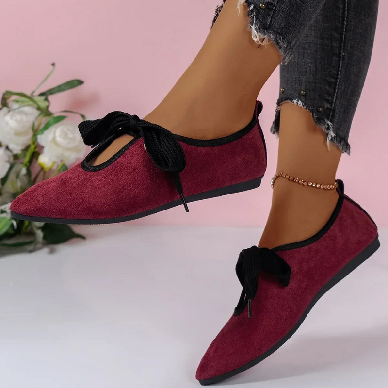 Jaunas, seklas, plakanas vienvietīgas kurpes ar plakanu dibenu, ikdienišķas, smailas krusteniskas siksnas, liela izmēra sieviešu apavu šņores Mokasīni, plakanie apavi sievietēm