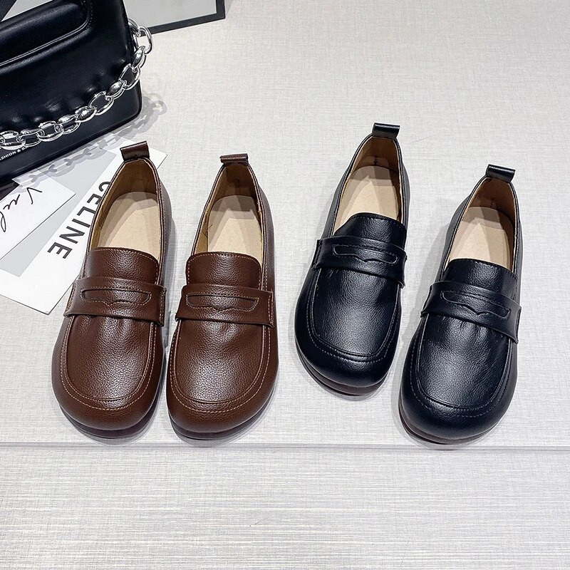 2023. aasta uued naiste lamedad kingad vabaajajalatsid Libisemiskindlad sõidujalatsid Nahk, mugavad lamedad kingad, must pruun