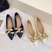 Dizajnerske cipele s velikim zlatnim lancem Ženske cipele na ravne cipele od pu kože Uobičajene mokasine Ženske ženske cipele Zapatos De Mujer