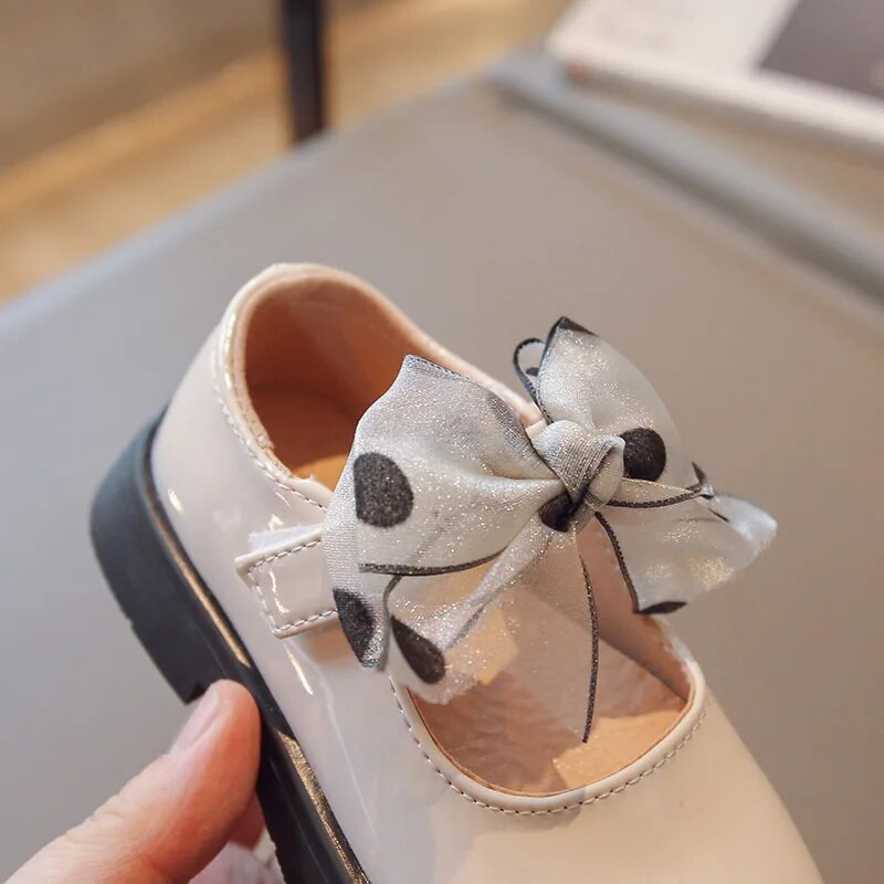 Djevojčice Kožne cipele za plesnu zabavu Vjenčanje Crne školske dječje ravne cipele s čipkanom leptir mašnom Princeza Slatka moda 2023. proljeće 26.-36.