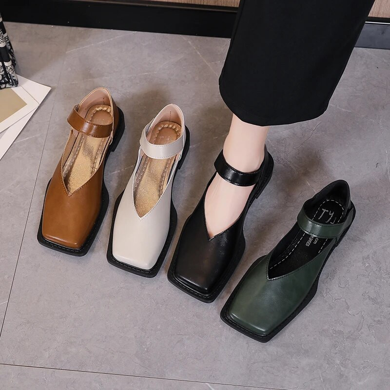 2022 Ženske ravne cipele Ženske luksuzne natikače Mokasinke Ženske mule Pantofle navlake Dizajnerske mule ravne mekane Basic Rome Sanda