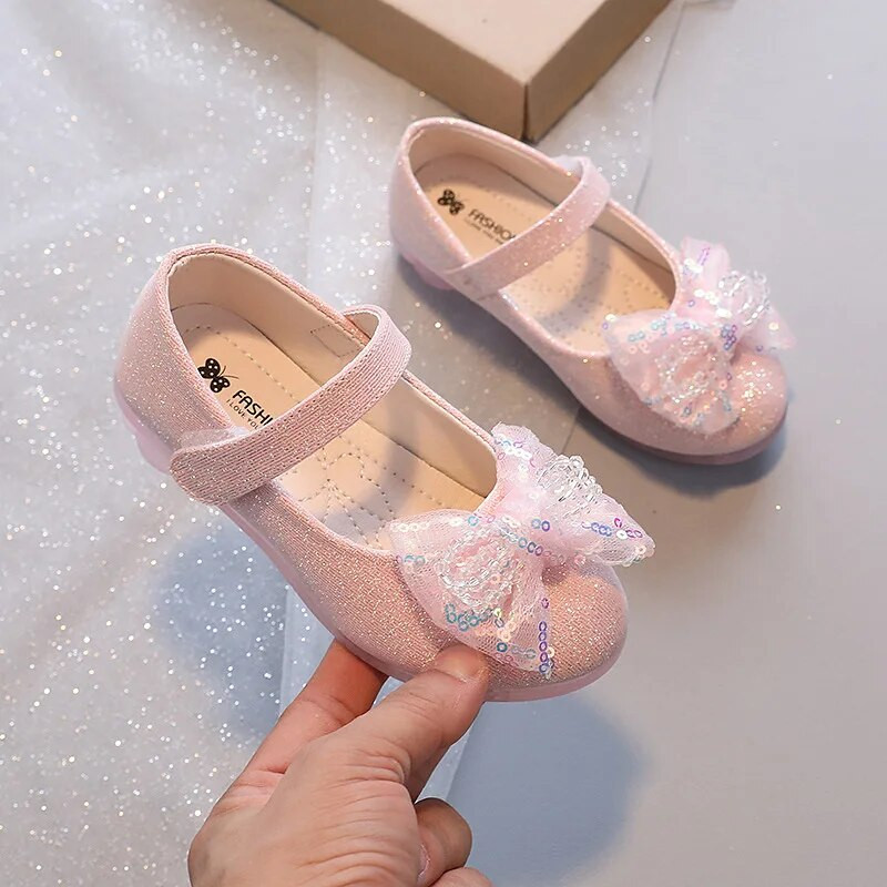 Tüdrukute nahast kingad Mood Laste litrid Rhinestone Printsesskingad Laste mood Pehme tallaga tantsukingad Korea madalad kontsad