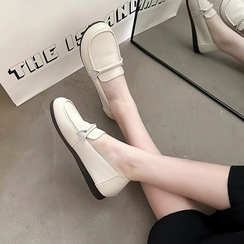 Нови дамски мокасини Черни кожени обувки с приплъзване Дамски равни обувки Бели маратонки Ежедневни обувки Пролет Есен Дамски обувки тип лодка 1563N