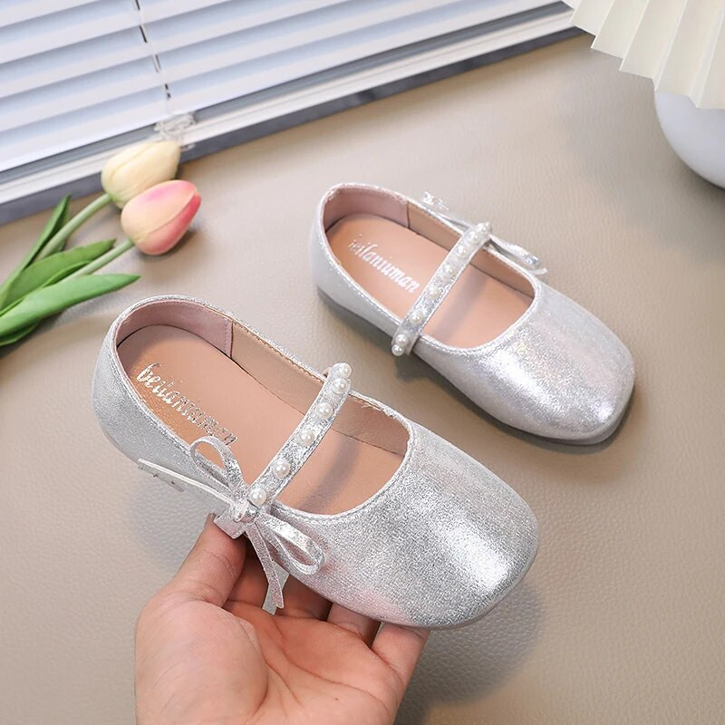 2023. aasta uued pehmed printsessikingad Hõbedased lastemood Mary Janes pidulikeks pulmaetendusteks Mitmekülgne vibu, laste jalatsid, tüdrukud, pärlid