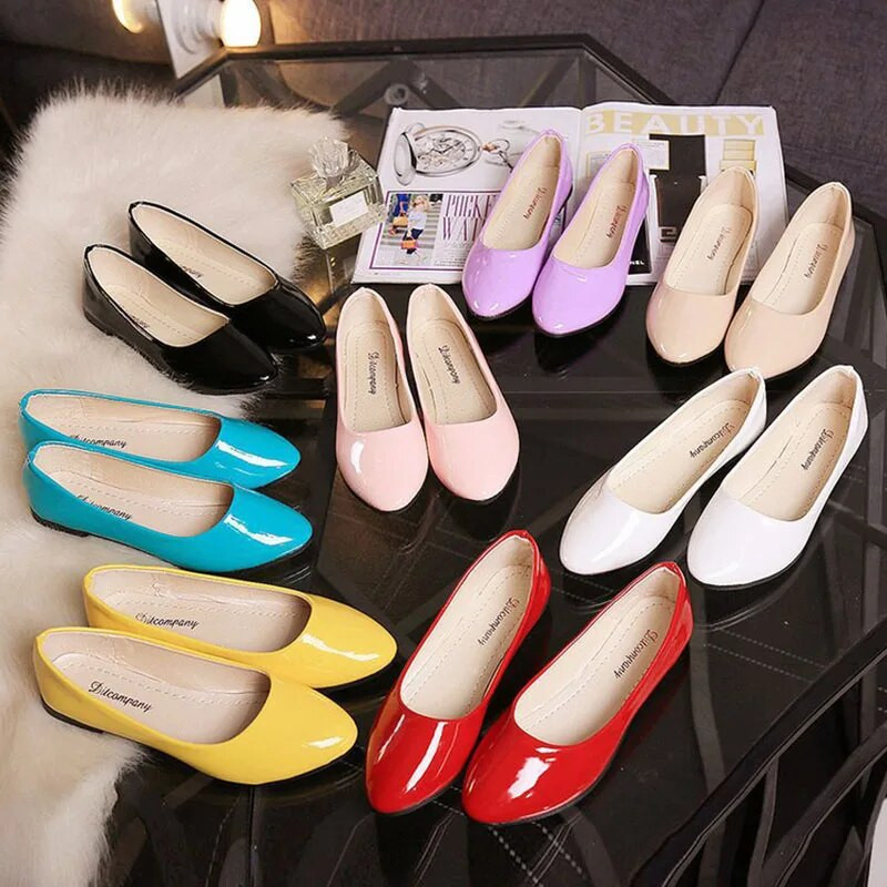 Vasaras rudens Sieviešu vienvietīgi apavi Modes konfektes Krāsa PU ādas apavi Jauni, sekli uzvelkami plakanie apavi Ikdienas ikdienas apavi