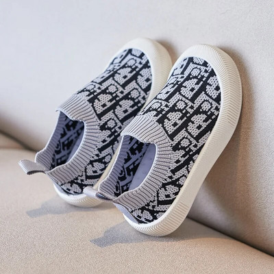 Daudzkrāsainas trikotāžas mazuļu kedas ikdienišķas čības Modes un elpojošas bērnu, meiteņu zēnu sporta apavi