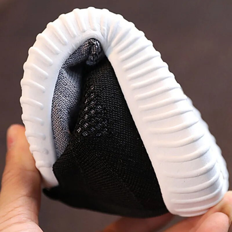 Daudzkrāsainas trikotāžas mazuļu kedas ikdienišķas čības Modes un elpojošas bērnu, meiteņu zēnu sporta apavi