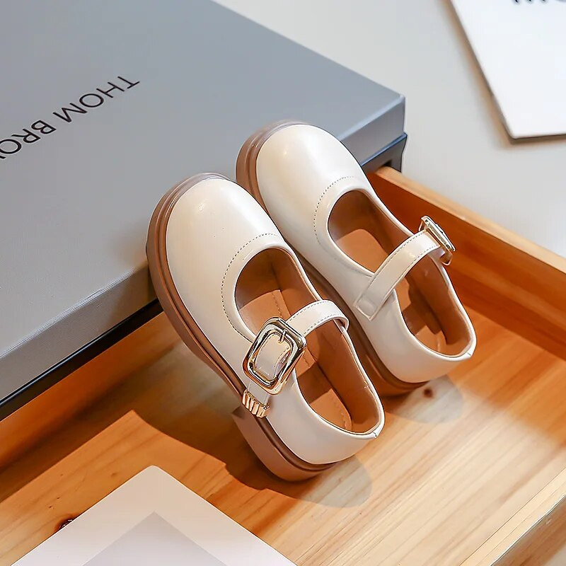 2023. g. Jaunas meiteņu ādas apavi sekli, daudzpusīgi, mīksti, pavasarīgi eleganti princešu apavi, vienkārši neslīdoši, bērni, kurpes ar apaļu purngalu sprādze