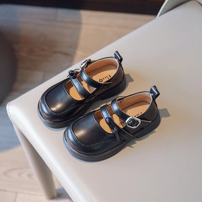 Laste mood Tüdrukute madalad jalavarjud 2023 Uued lihtsad libisemiskindlad printsessikingad Drop Shipping vabaaja lastejalatsid Mustad koolikingad