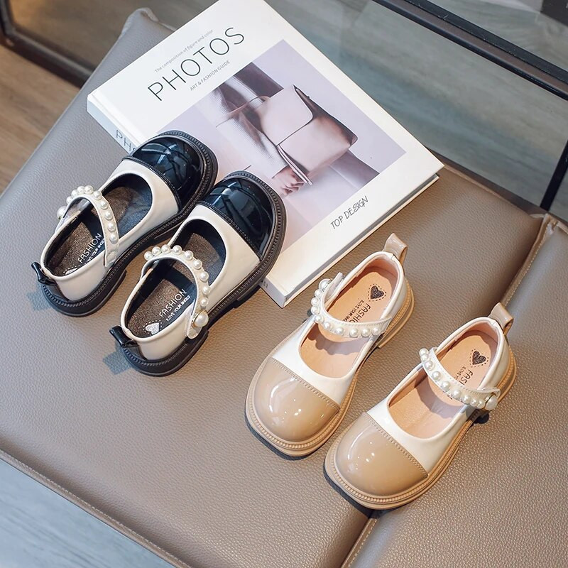 Bērnu meiteņu seklie svārki Krāsu saskaņošana unikāls korejiešu stils Daudzpusīgi mīkstas princešu ādas apavi bērniem Eleganti glancēti PU