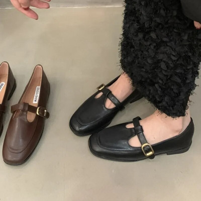 Дамски обувки с T каишка, шевни кожени обувки, каишка с каишка, плоски обувки с нисък ток, ретро обувки Mary Janes Zapatos Mujer пролет есен 1598N