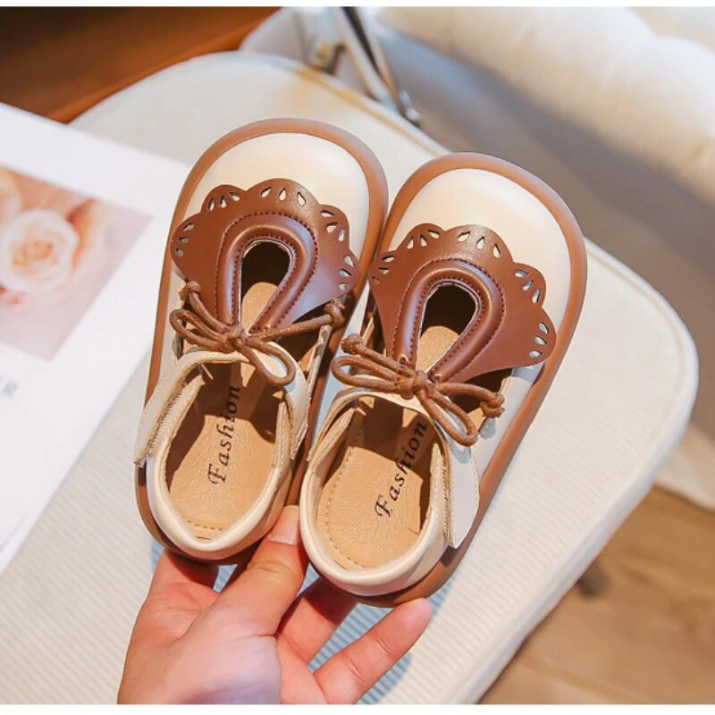 Laste vabaajajalatsid Pits vibu, lihtne konks ja silmus Lastejalatsid Tüdrukute nahast jalatsid libisemiskindlad 2023 Uus kevad, sügis, retro prantsuse keel