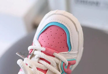 Нови маратонки за момичета Универсални обувки с връзки Прости нехлъзгащи се Пролет Есен Момчета Прохождащи деца Сладки детски обувки Drop Доставка Нехлъзгащи се
