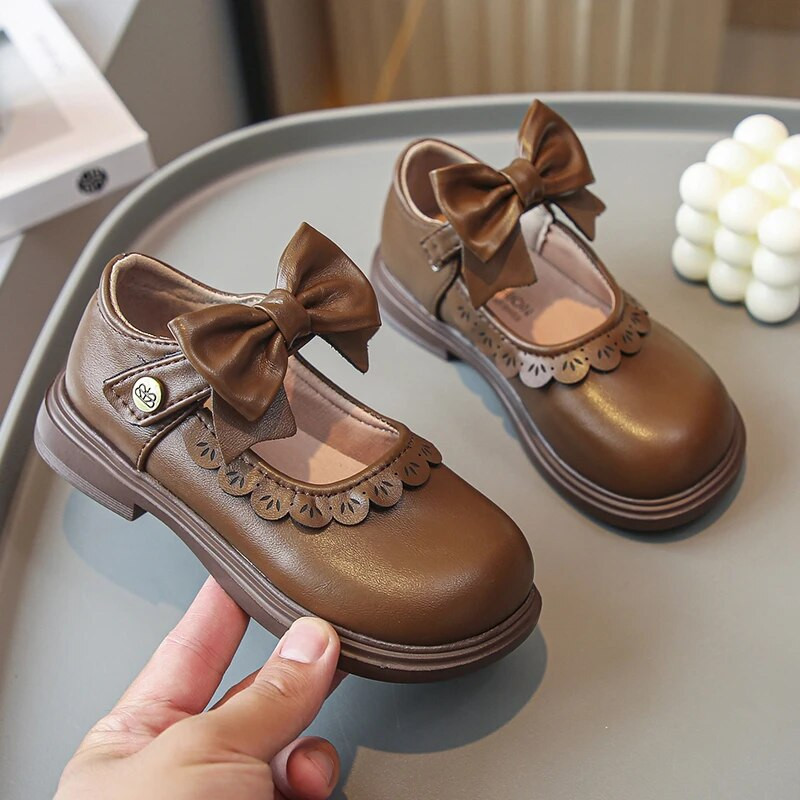 2023 Lolita stil Dječje modne svestrane mašne Čipkane dječje mekane jednostavne neklizajuće britanske natikače u britanskom stilu Princess mokasine s poliuretanskom isporukom u paketu