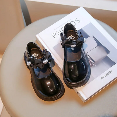 Nove jednostavne neklizajuće dječje modne kožne cipele za djevojčice iz 2023. Sjajne dječje cipele s okruglim prstima, isporuka s biserima, plitke mokasine