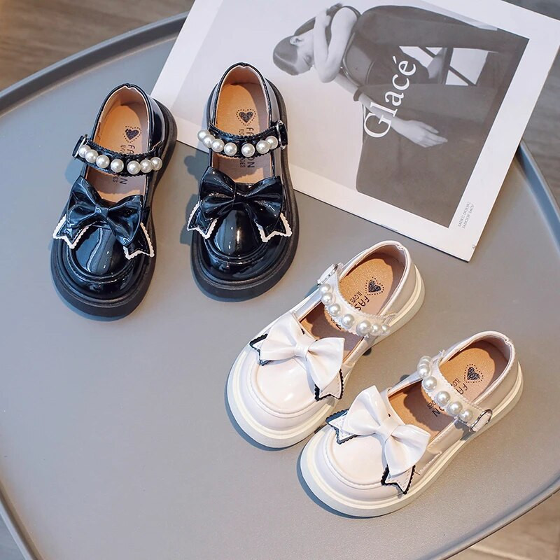 Bērnu seklas ādas apavi meitenēm, bantīte 2023. gada pērles, mīļi, spīdīgi daudzpusīgi, mīksti, elpojoši, vienkārši neslīdoši princeses loaferi