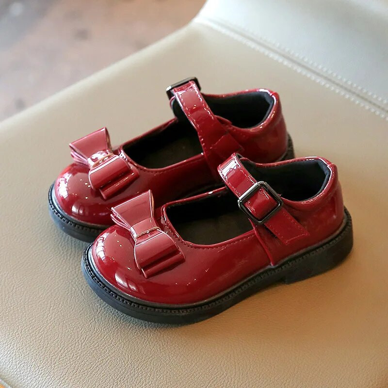 Dječje kožne cipele Ravne cipele za djevojčice PU lakirana koža Princess Slatke Oxfordke Britanski dizajn Modni klasik s mašnom Dječje