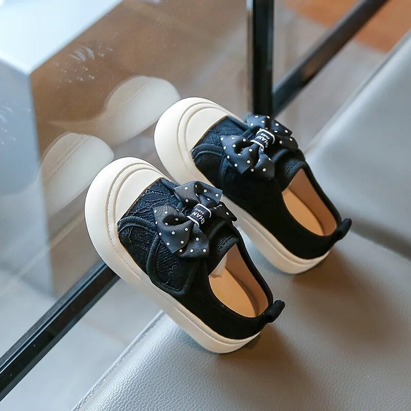 Dječja modna ležerna obuća Mašna s ispisom točkica 2023 PU mekana s okruglim prstima Dječja obuća s kukom i petljom Neklizajuće cipele za djevojčice Mrežasto Novo
